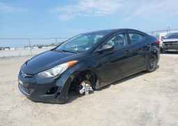 2013 HYUNDAI ELANTRA GL