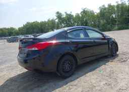 2013 HYUNDAI ELANTRA GL