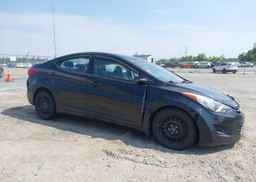 2013 HYUNDAI ELANTRA GL