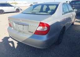 2003 TOYOTA CAMRY LE
