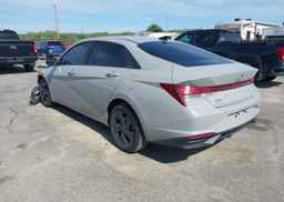 2022 HYUNDAI ELANTRA PREFERRED IVT WITH SUN AND TECH PACKAGE
