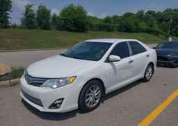 2014 TOYOTA CAMRY