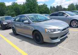 2013 MITSUBISHI lancer se