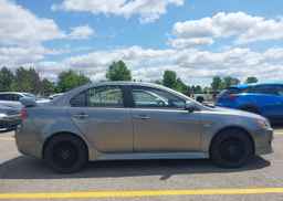 2013 MITSUBISHI lancer se