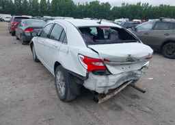 2012 CHRYSLER 200 LX