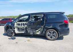 2019 KIA SEDONA