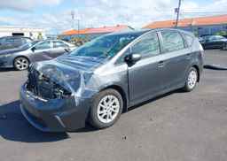 2013 TOYOTA PRIUS V