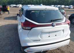 2025 NISSAN KICKS PLAY SV