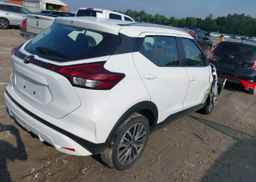 2025 NISSAN KICKS PLAY SV