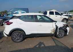 2025 NISSAN KICKS PLAY SV