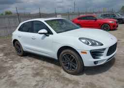 2016 PORSCHE MACAN S