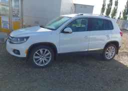2016 VOLKSWAGEN TIGUAN