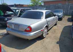 2005 JAGUAR XJR