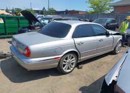 2005 JAGUAR XJR