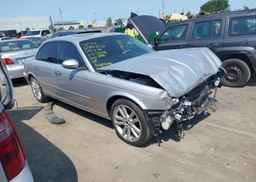 2005 JAGUAR XJR