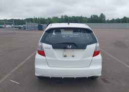 2013 HONDA FIT LX