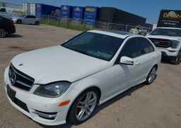 2013 MERCEDES-BENZ C 300 4MATIC