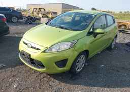 2013 FORD FIESTA SE