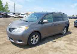 2014 TOYOTA SIENNA LE V6