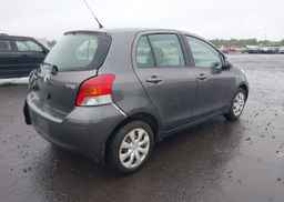 2009 TOYOTA YARIS