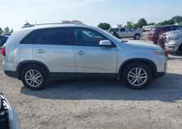 2015 KIA SORENTO