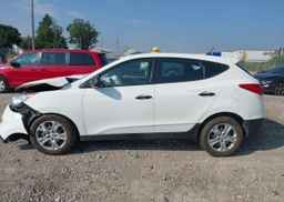 2013 HYUNDAI TUCSON GL