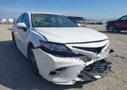 2020 TOYOTA CAMRY HYBRID SE