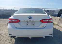 2020 TOYOTA CAMRY HYBRID SE
