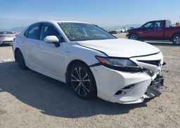 2020 TOYOTA CAMRY HYBRID SE