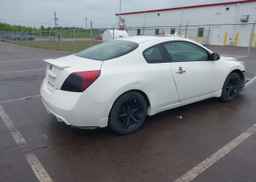 2010 NISSAN Altima S