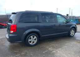 2011 DODGE GRAND CARAVAN EXPRESS