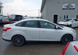 2013 FORD FOCUS SE