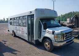 2017 FORD E-450 CUTAWAY