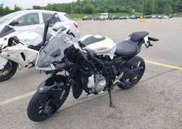 2025 CF MOTO 675SS