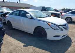 2013 HYUNDAI SONATA GL