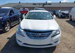 2013 HYUNDAI SONATA GL