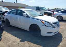 2013 HYUNDAI SONATA GL