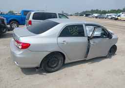 2011 TOYOTA COROLLA