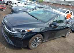 2023 KIA FORTE EX