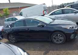 2023 KIA FORTE EX