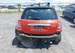 2011 MINI COOPER CLASSIC