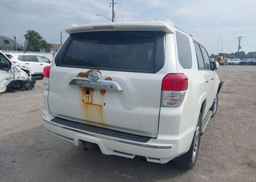 2013 TOYOTA 4RUNNER SR5