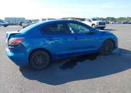 2013 MAZDA 3 I