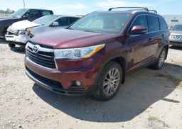 2015 TOYOTA highlander xle
