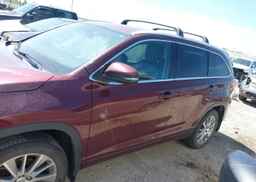 2015 TOYOTA highlander xle