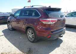 2015 TOYOTA highlander xle