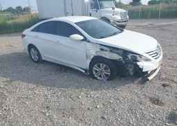 2013 HYUNDAI SONATA GL