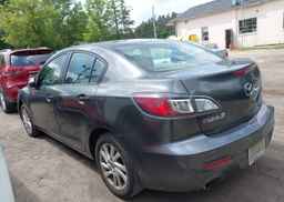 2013 MAZDA 3 I