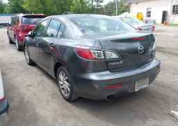 2013 MAZDA 3 I