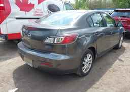 2013 MAZDA 3 I